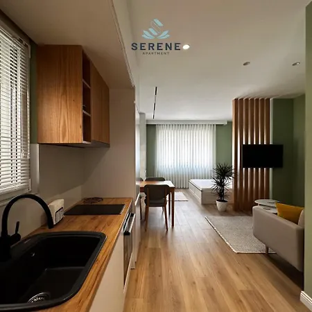 Serene Апартаменты *