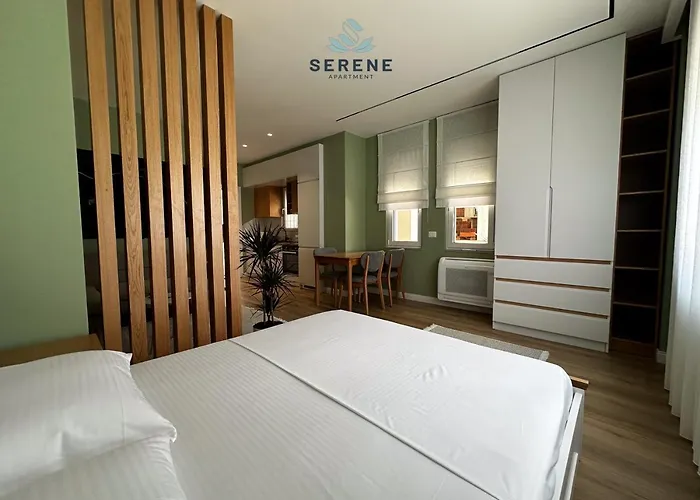 Serene Апартаменты Корча