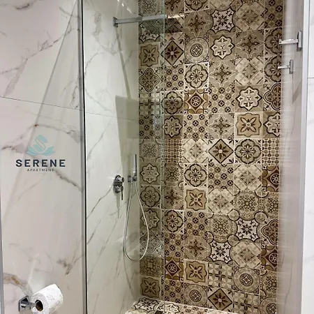 Serene Lägenhet